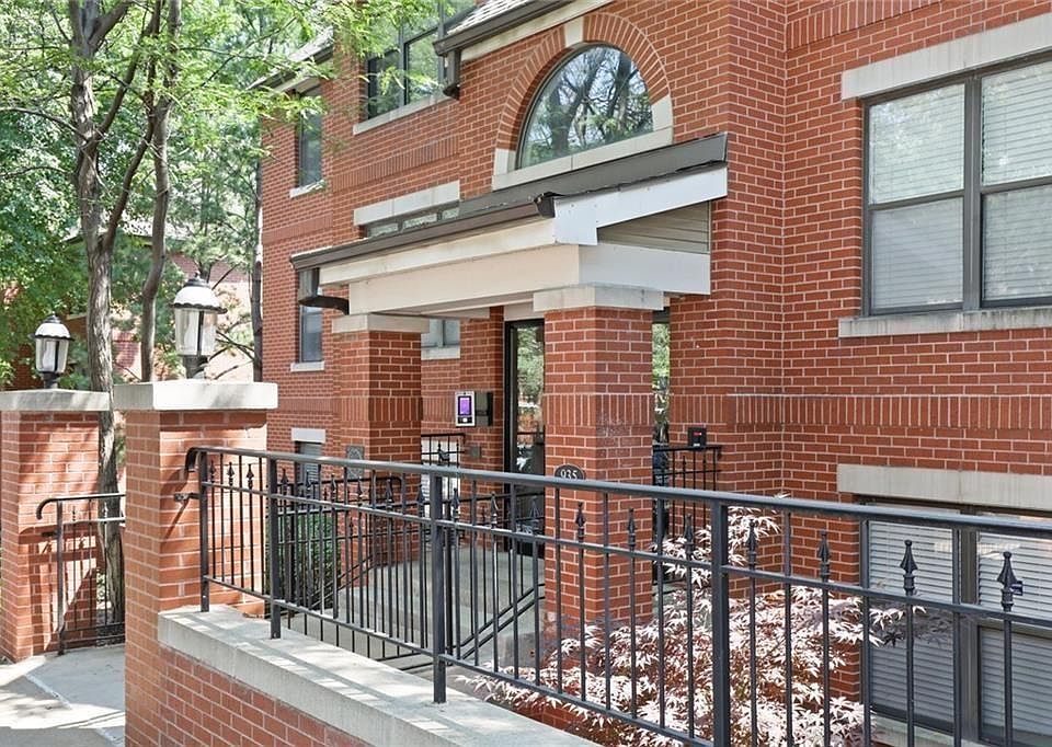 1st image of 435 W 9th St APT 103