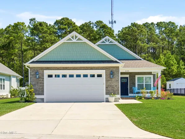 335 Lightning Bug Lane, Holly Ridge, NC 28445