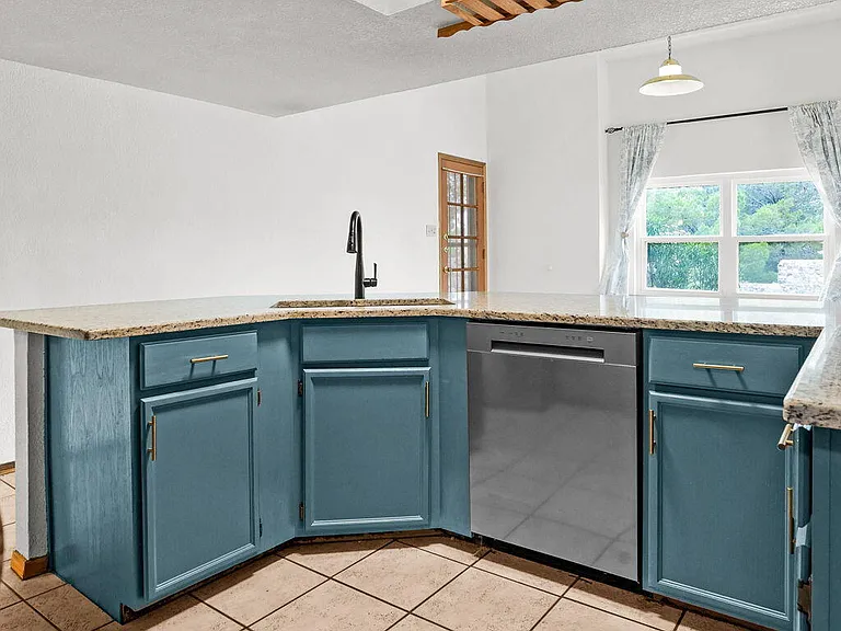 7609 Medano Dr — Photo 42