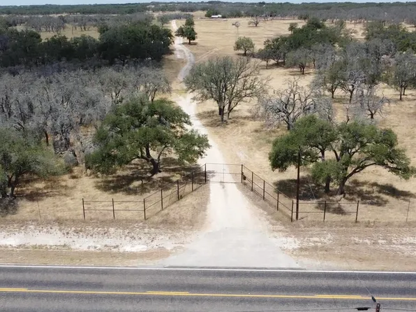 30657 Ranch Rd #385, Harper, TX 78631