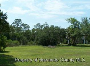 7098 Porpoise St, Weeki wachee, FL 34607