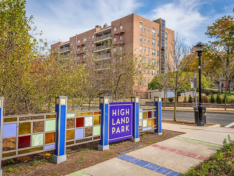 Parktowne Apartments — Photo 16