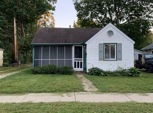 905 W Eureka St, Champaign, IL