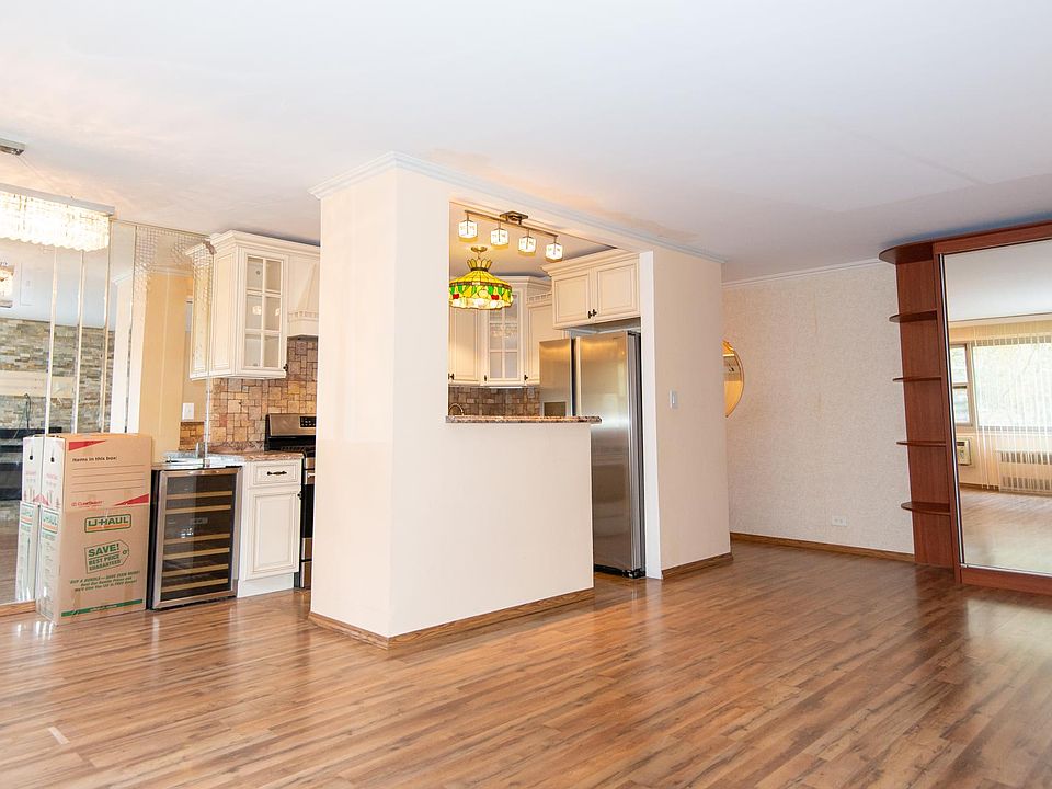 1st image of 2935 W 5th St APT 3C