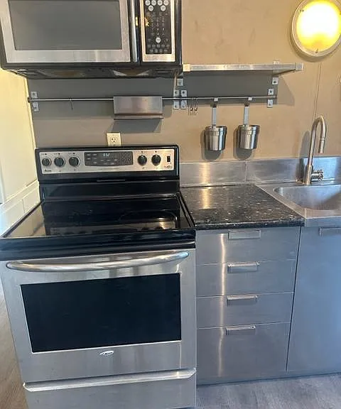 smooth top range