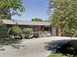 56820 Warrior Ct, Three Rivers, MI 49093