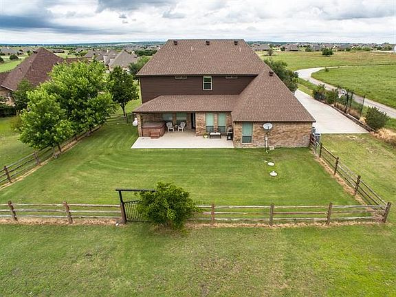 2nd image of 12001 Rachel Lea Ln