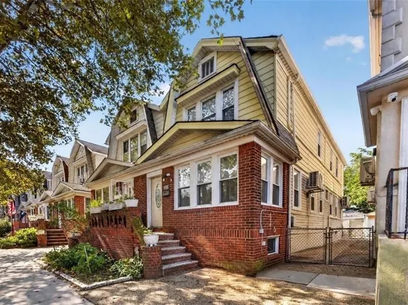 1716 E 32nd St, Brooklyn, NY 11234