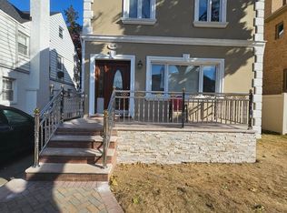7651 174th St, Flushing, NY 11366