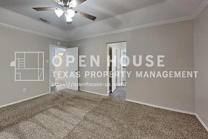 403 Walden Trl — Photo 9