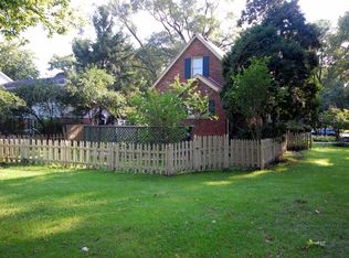 533 N County Line Rd, Hinsdale, IL 60521