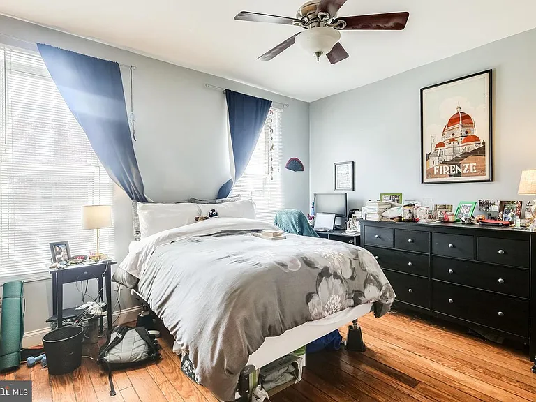 1603 Light St — Photo 17