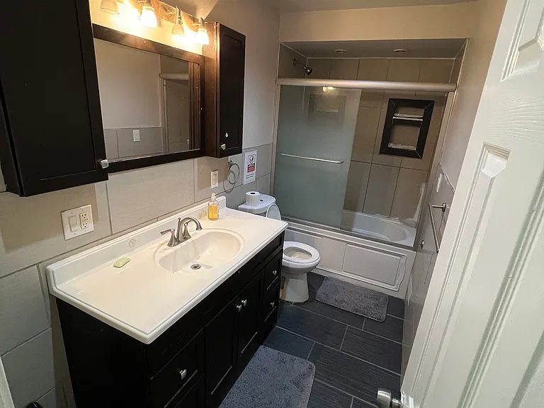 43 Colonial Dr #1 — Photo 8