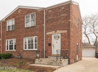 159 E Burlington St, Riverside, IL 60546