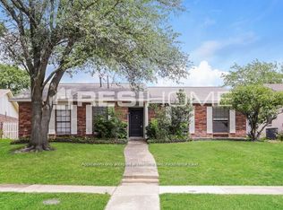 7313 Blackwillow Ln, Dallas, TX 75249