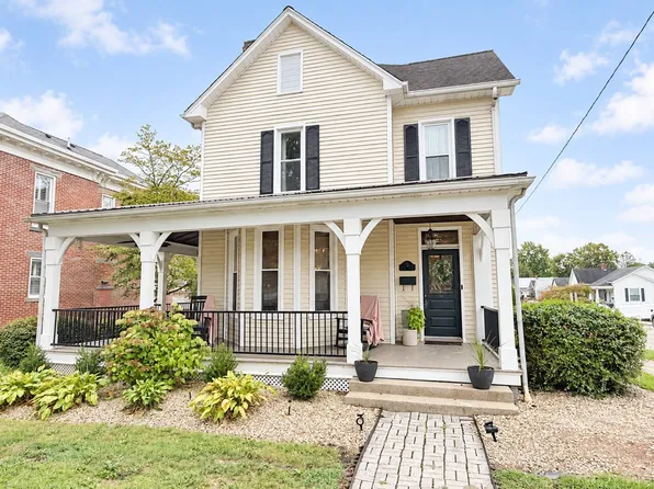 31 W South St, Jackson, OH 45640