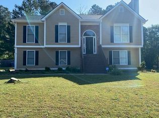 2490 Fortune Dr, Dacula, GA 30019