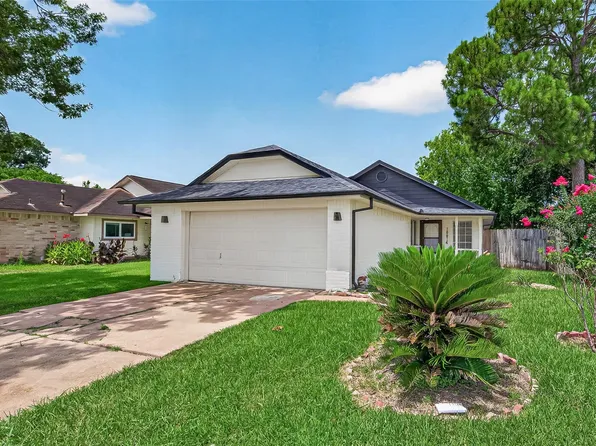 10814 Parkland Woods Dr, Sugar Land, TX 77498