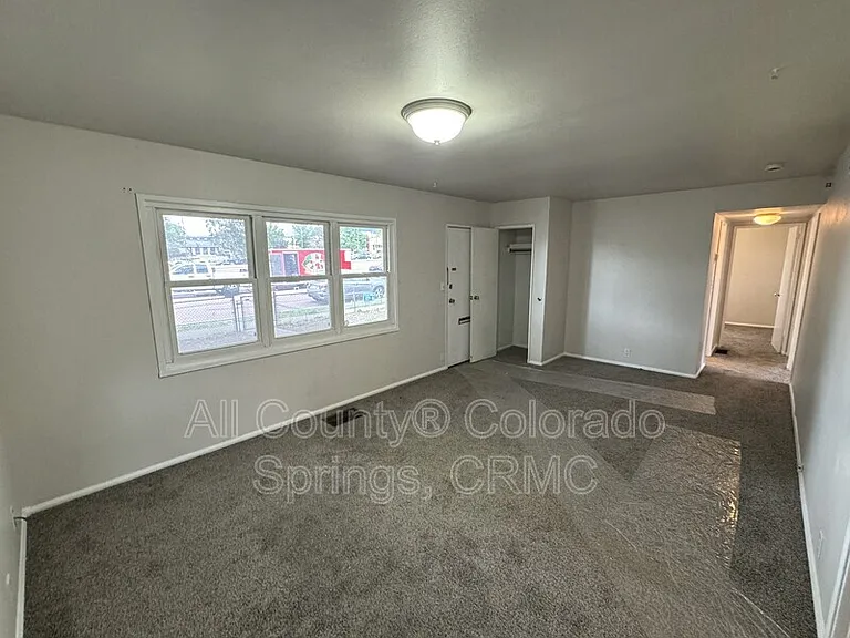 1316 Harrison Rd — Photo 8