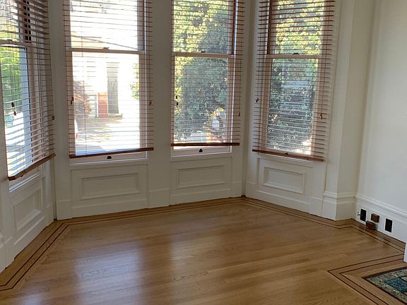 2nd image of 1015 Diamond St