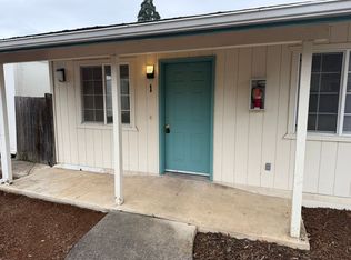 1287 R St APT 1, Springfield, OR 97477