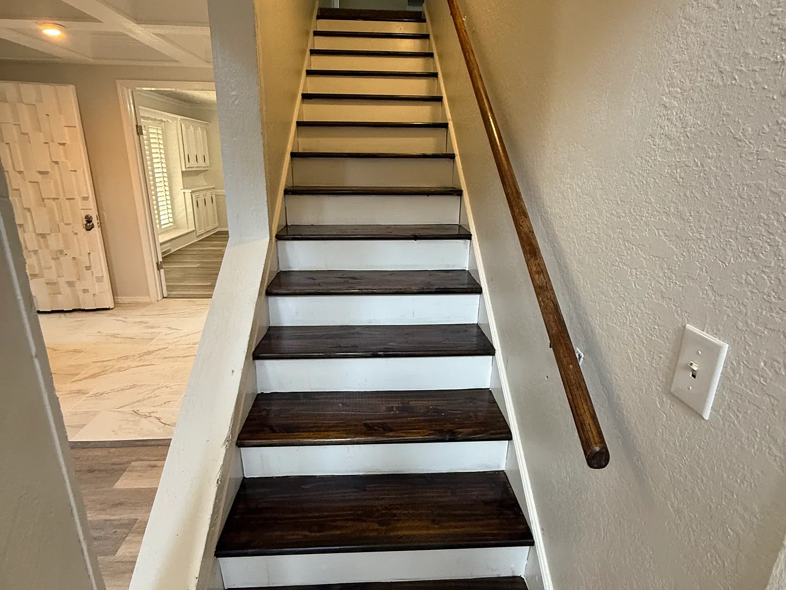 5 bed, 3400 sqft, $3,350 — Photo 4