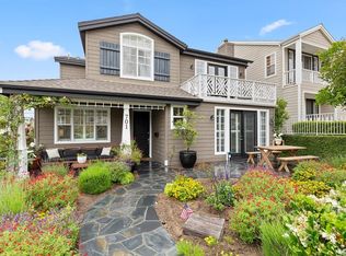 701 Poinsettia Ave, Corona Del Mar, CA 92625