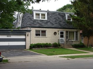 8933 Central Ave, Morton Grove, IL