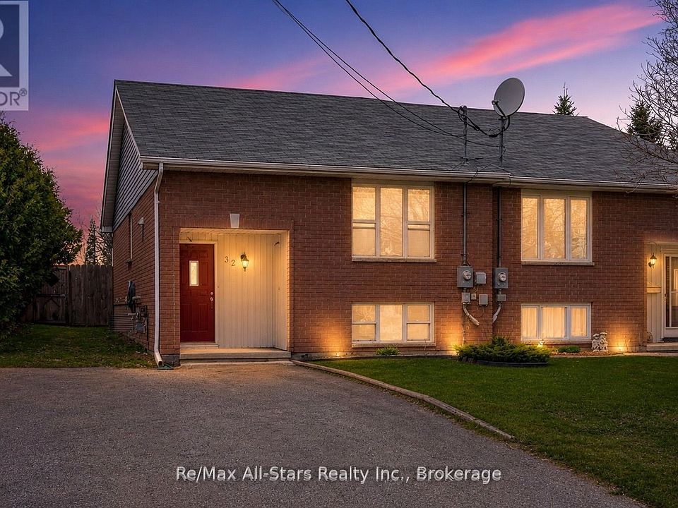 1st image of 32 E Saint George St