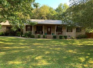 161 Oak Leaf Cir, Winchester, TN 37398