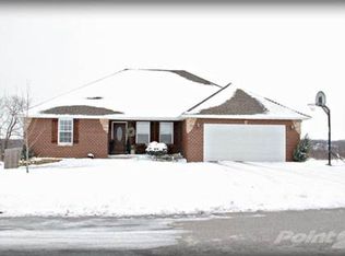 934 Foxhill, Marshfield, MO 65706