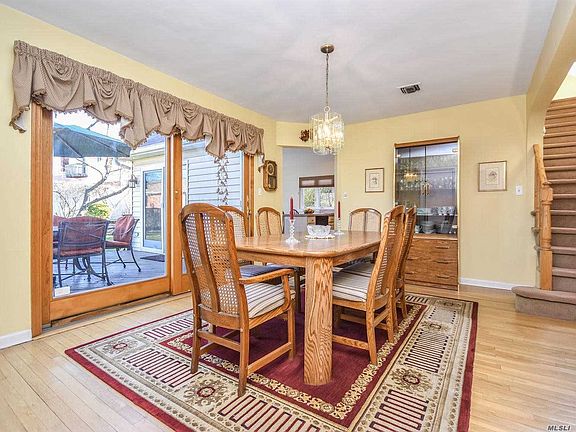 5th image of 47 Nassau Dr