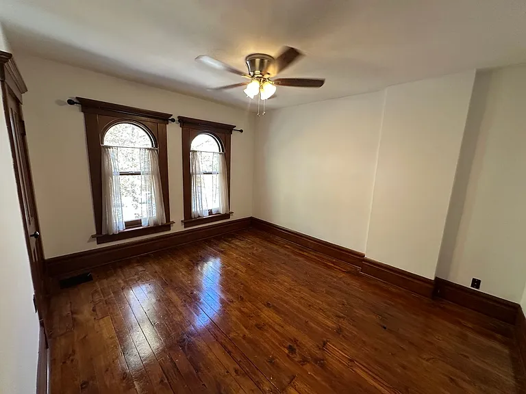 1023 Neil Ave — Photo 19