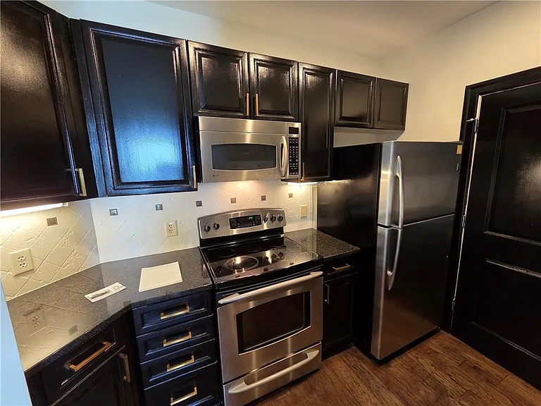 325 E Paces Ferry Rd NE #2104 — Photo 3