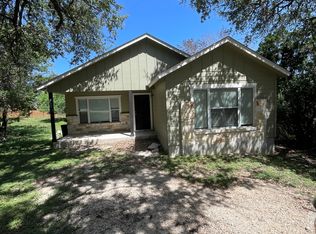 413 Flatrock Dr, Canyon Lake, TX 78133