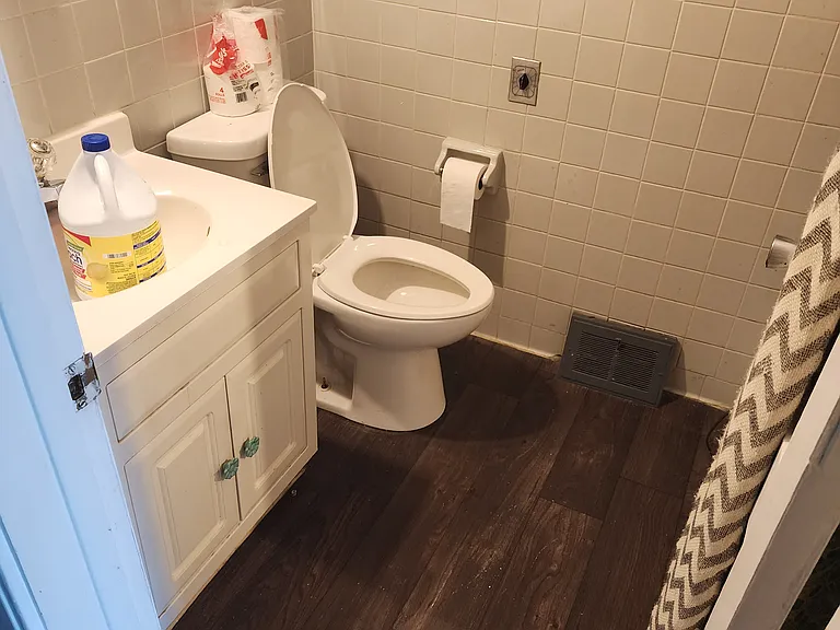 404 S Everett St — Photo 5