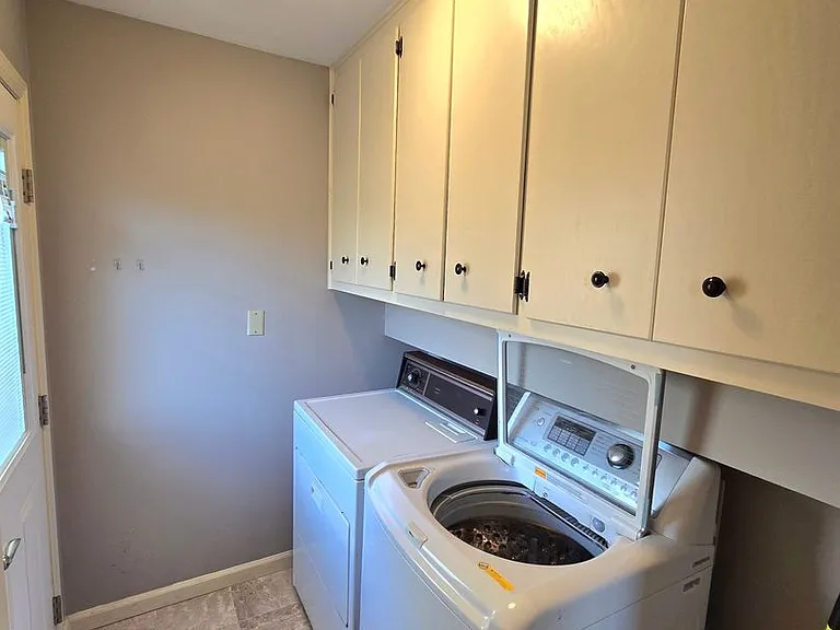4517 Crosland Dr — Photo 14