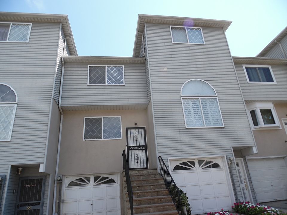 1st image of 21 Duane Ct
