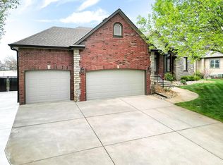3113 N Ridge Port St, Wichita, KS 67205