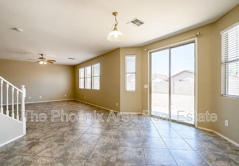 45992 W Dutchman Dr — Photo 16
