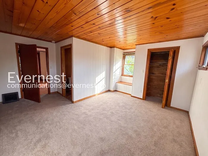 275 Cornell Ave — Photo 11