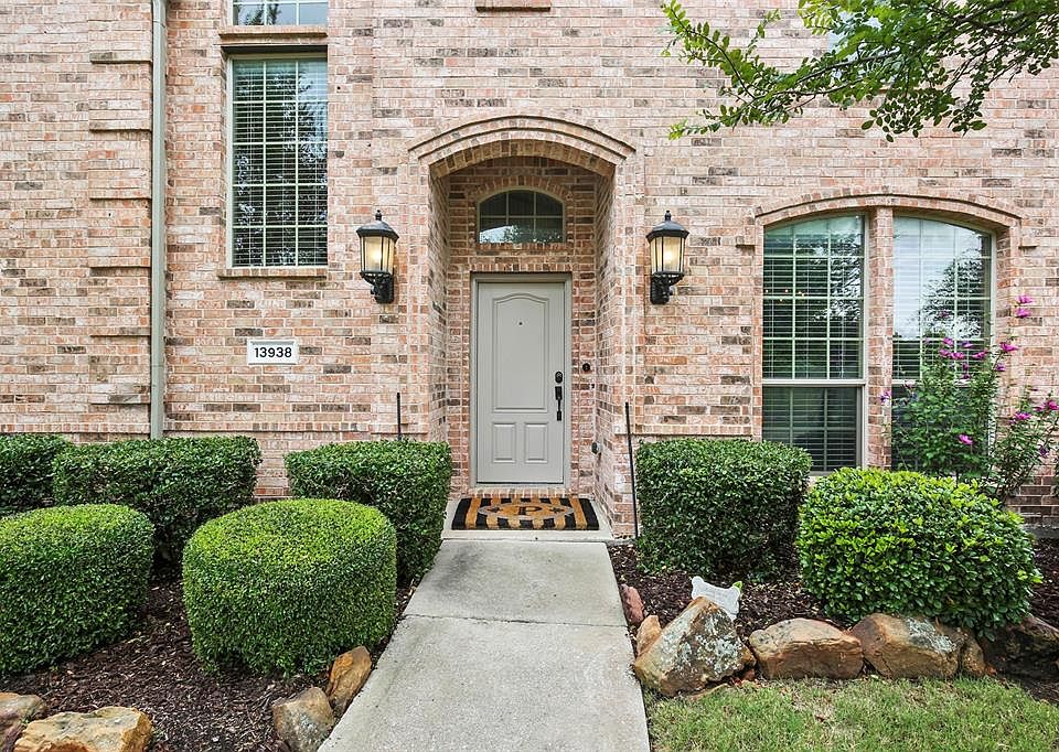 1st image of 13938 Salmon Dr