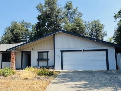 1063 Belcrest Dr, Redding, CA, 96003