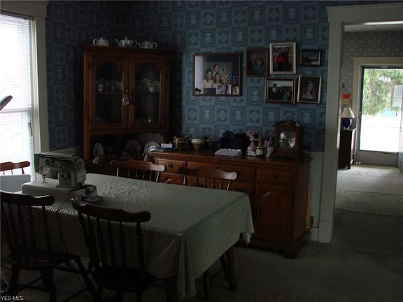 3rd image of 160 Harvard Ave