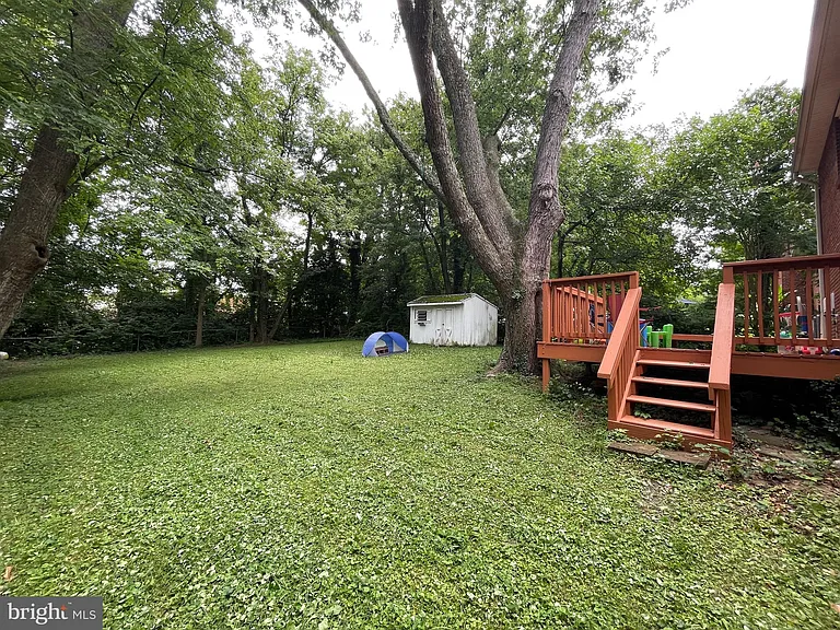 10315 Beaumont St — Photo 26