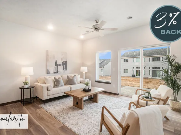 8017 E Tencate Pl, Sioux Falls, SD 57110