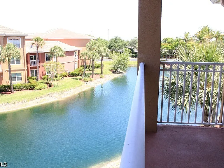 15605 Ocean Walk Cir #303 — Photo 18
