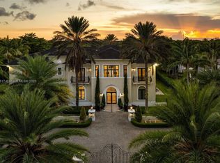 12110 SW 60th Ct, Pinecrest, FL 33156