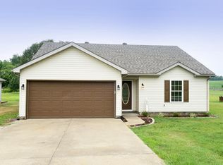 223 Roger Powell Rd, Sebree, KY 42455