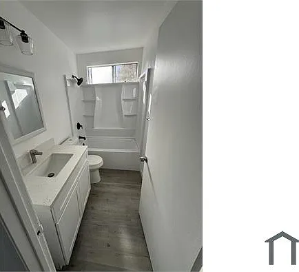 311 N Emerald Dr #5 — Photo 5
